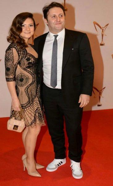 Ünlülerin gözlerden uzakta yaşadığı ilişkileri ve evlilikleri