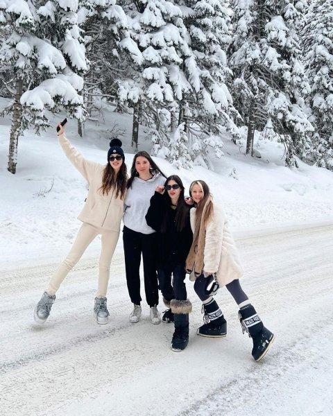 Ünlü isimlerin 16 Ocak tarihli Instagram paylaşımları