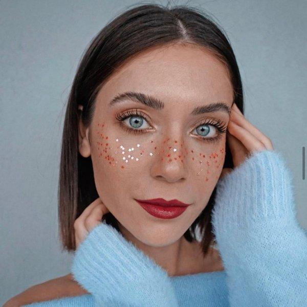 Özge Özpirinçci kızını paylaştı: Ünlülerin güncel  paylaşımları 