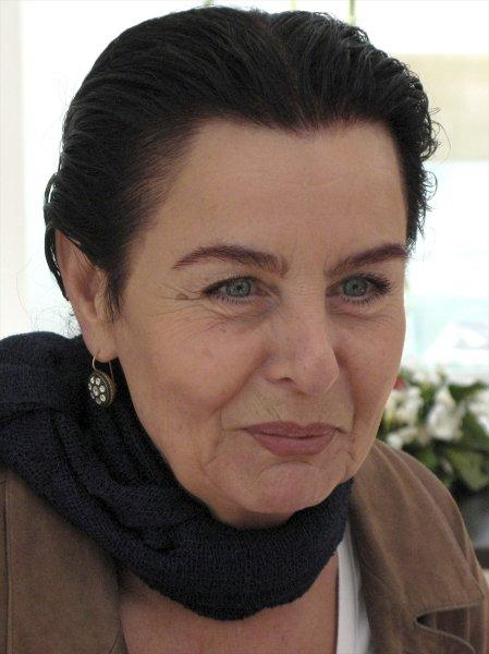 Fotoğraflarla Fatma Girik