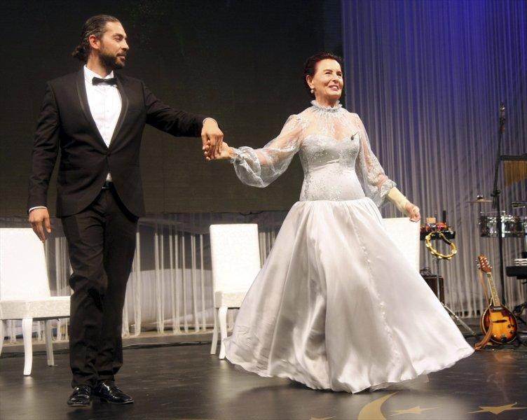 Fotoğraflarla Fatma Girik