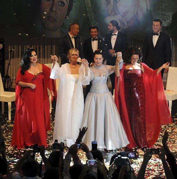 Fotoğraflarla Fatma Girik