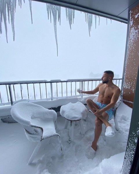 Ünlülerin kar paylaşımları