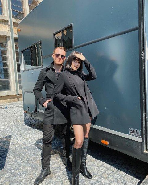 Biten Kerem Bürsin ve Hande Erçel aşkından kareler