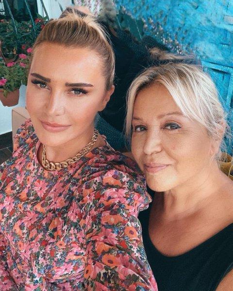 Ünlülerin 26 Ocak Instagram gönderileri