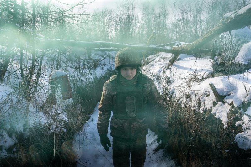 Zolote bölgesindeki Ukrayna askerleri