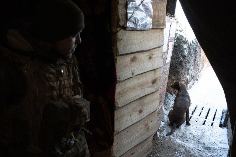 Zolote bölgesindeki Ukrayna askerleri