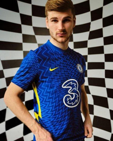 2021 yılında Avrupa'da en çok forma satan kulüpler