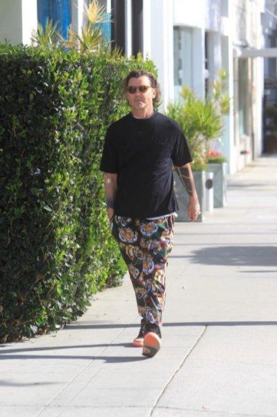 Dünyaca ünlü isimlerin hafta içindeki sokak stilleri