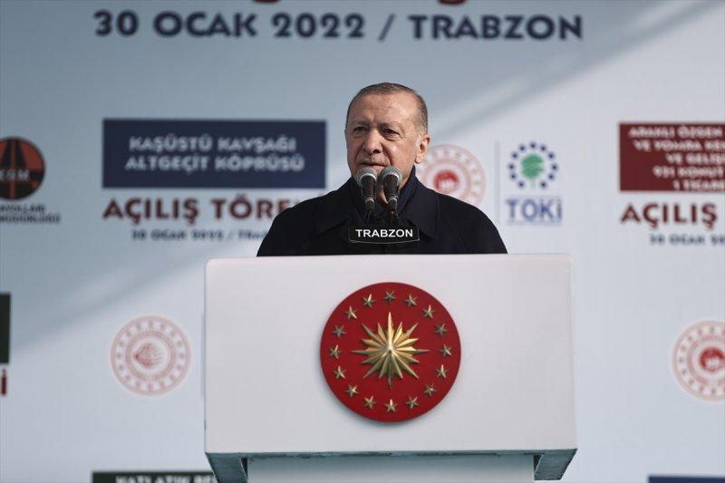Cumhurbaşkanı Erdoğan Trabzon'da toplu açılış törenine katıldı
