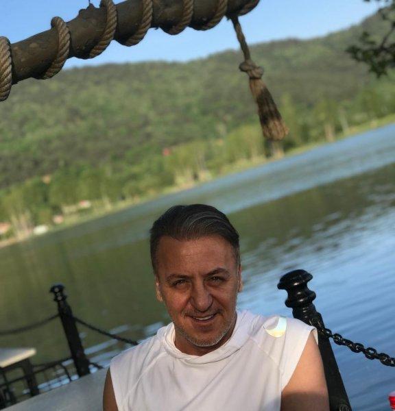 Sesleriyle büyüleyen ünlü oyuncular