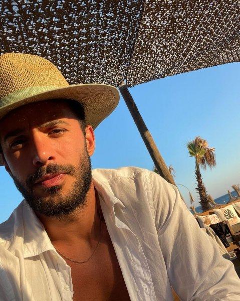 Sesleriyle büyüleyen ünlü oyuncular