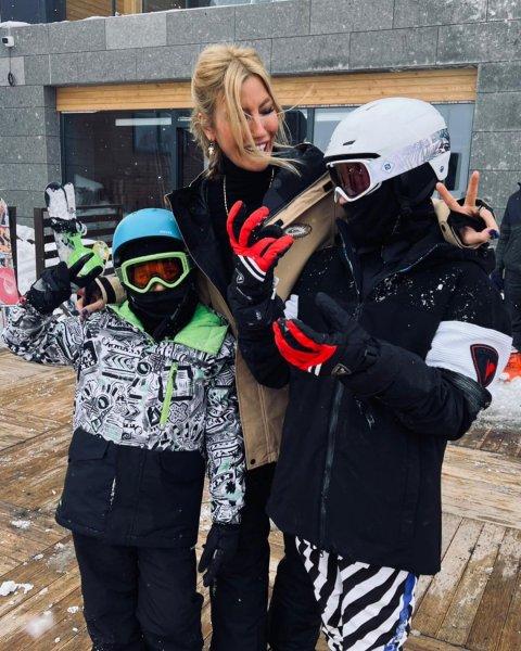 Ünlü isimlerin 30 Ocak tarihindeki paylaşımları 