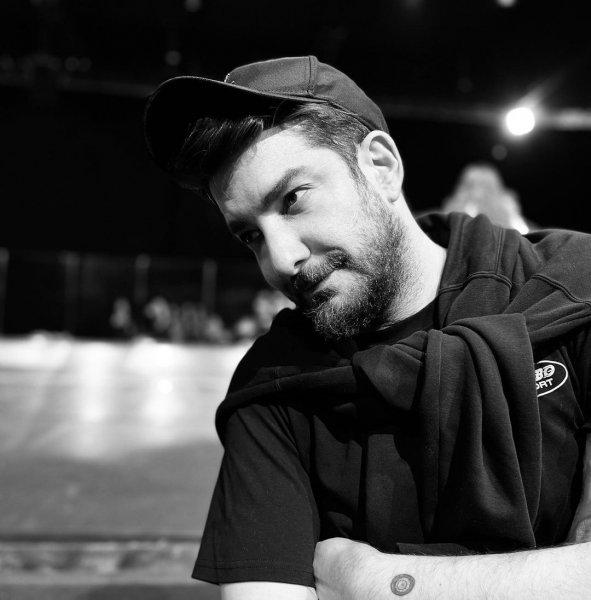 Ünlü isimlerin 30 Ocak tarihindeki paylaşımları 