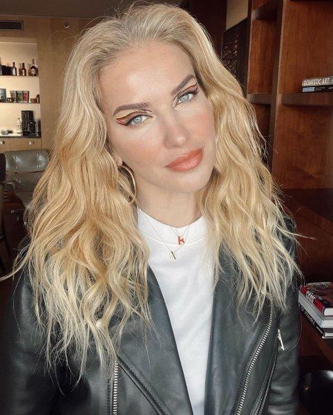 Ünlü isimlerin güncel sosyal medya gönderileri