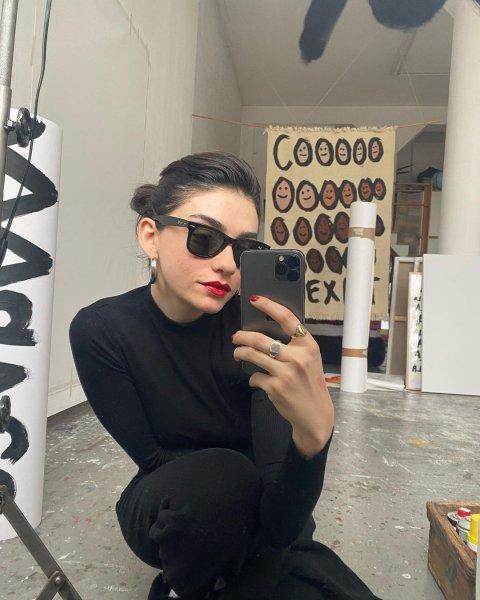 Ünlü isimlerin güncel sosyal medya gönderileri