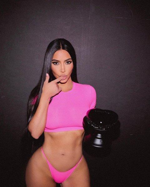 2 Şubat tarihinde paylaşım yapan ünlüler