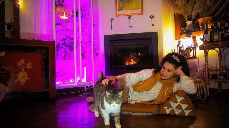 Sesiyle herkesi mest eden Ceylan Ertem'in renkli fotoğrafları