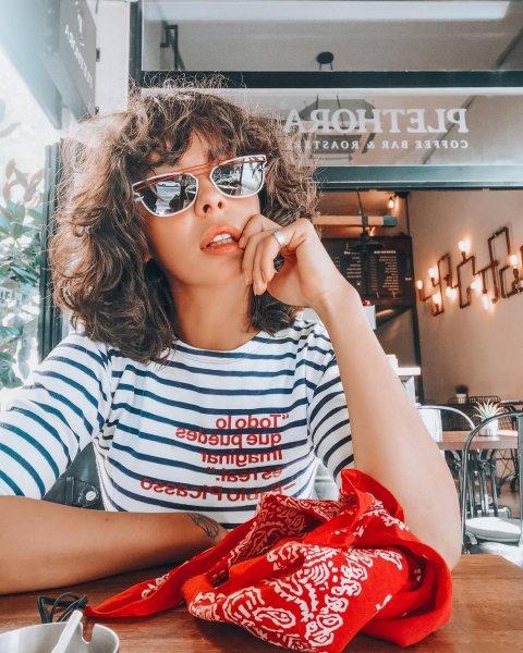 Dizilerin özgür ruhlu kızı Selin Şekerci'nin sosyal medya kareleri