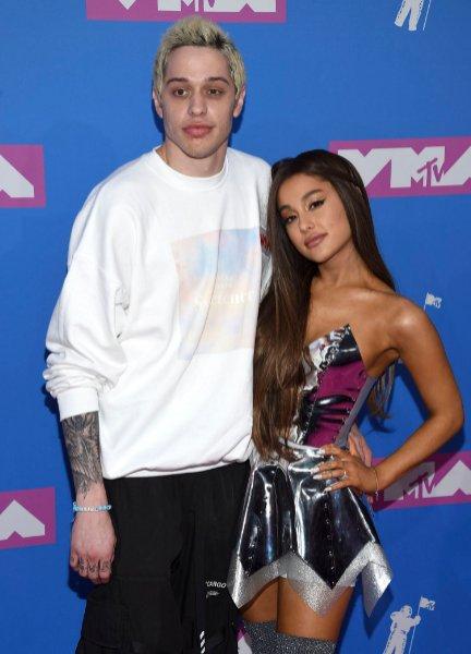 Aşklarını ilginç yollarla duyuran çiftler 