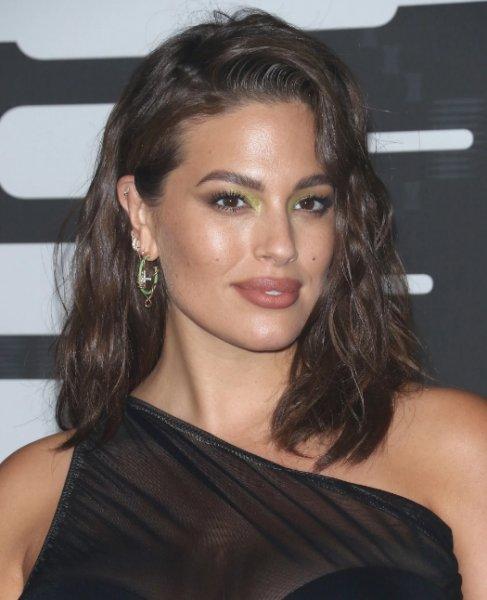 2022'nin trendi kısa saça ilham veren ünlü saç modelleri