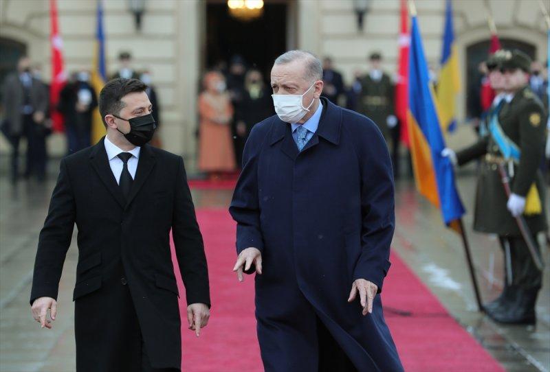 Cumhurbaşkanı Erdoğan Ukrayna'da törenle karşılandı