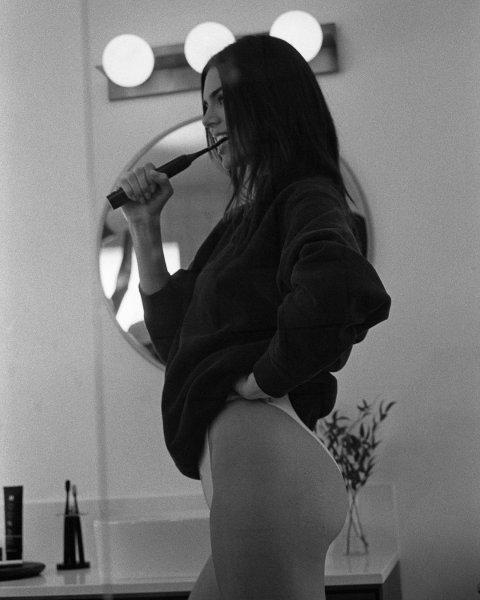 4 Şubat tarihinde paylaşım yapan ünlüler