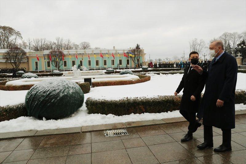Cumhurbaşkanı Erdoğan Ukrayna'da törenle karşılandı