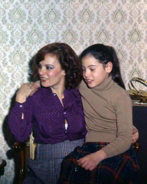 Ünlülerin anne oldukları yaşlar