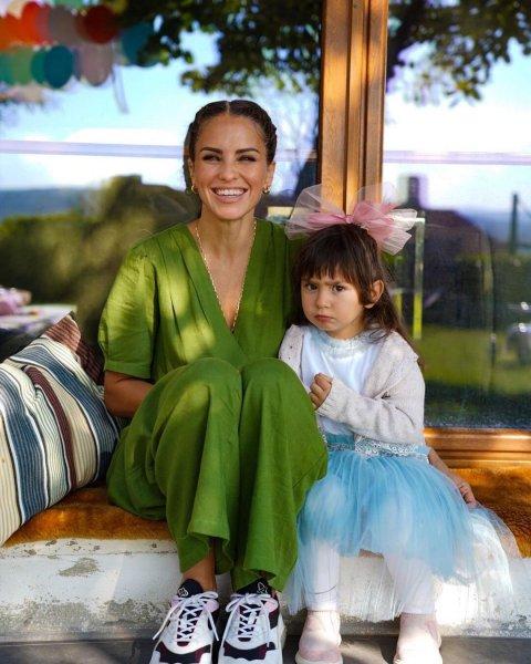 Ünlülerin anne oldukları yaşlar