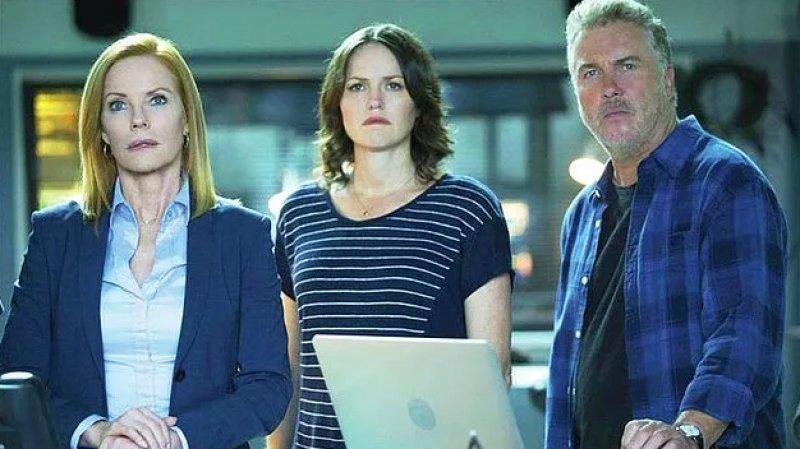 2022'de devamı gelecek olan yabancı diziler