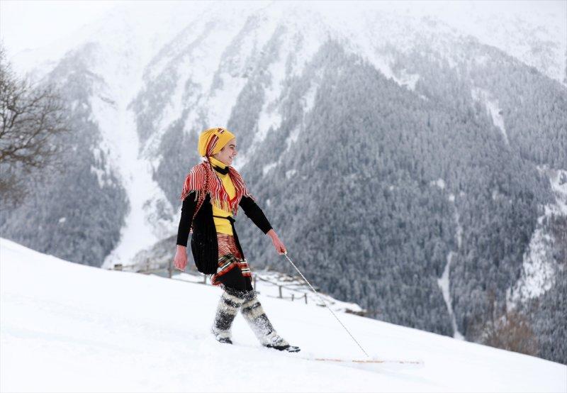 Rize'de lazboard ile kayak keyfi