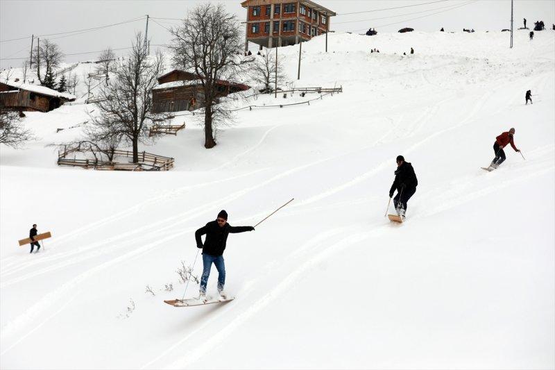 Rize'de lazboard ile kayak keyfi