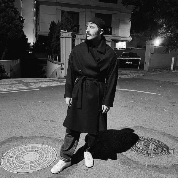 Başarılı oyuncu Cihangir Ceyhan'ın sosyal medya paylaşımları