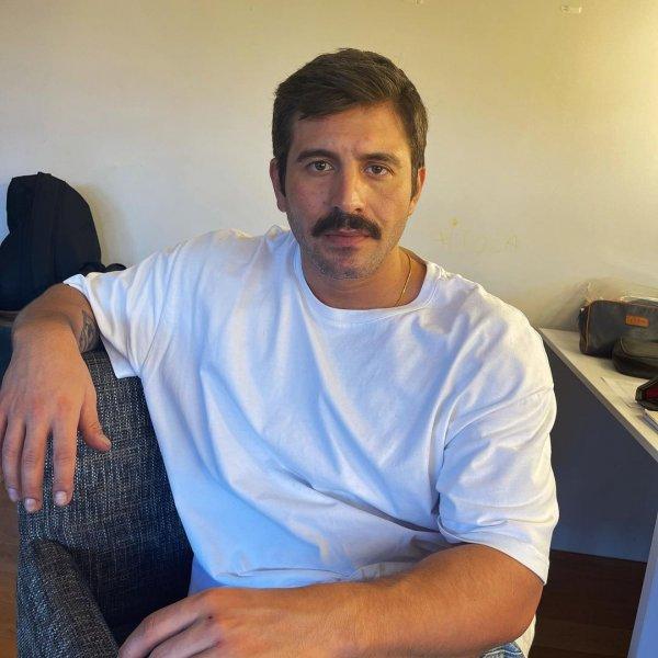 Başarılı oyuncu Cihangir Ceyhan'ın sosyal medya paylaşımları