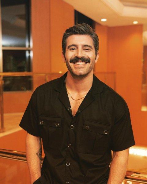 Başarılı oyuncu Cihangir Ceyhan'ın sosyal medya paylaşımları