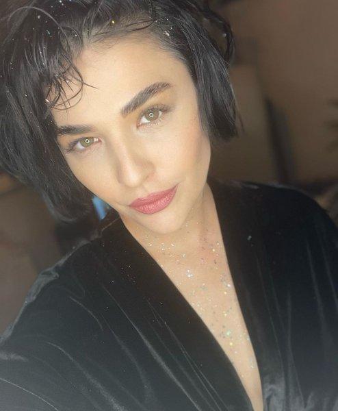 Müge Boz karavan sevinci yaşadı: Ünlülerin güncel paylaşımları 