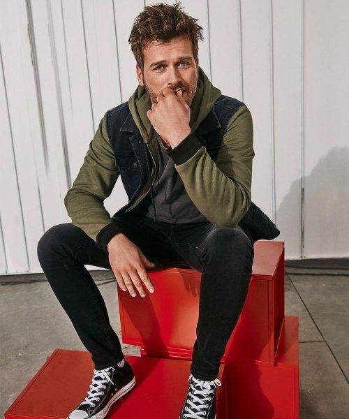 Ünlülerin ayakkabı numaraları