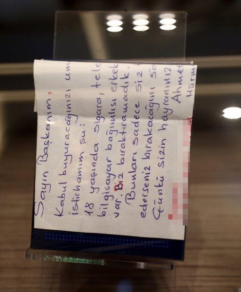 Cumhurbaşkanı Erdoğan'ın topladığı sigara paketlerinden kareler