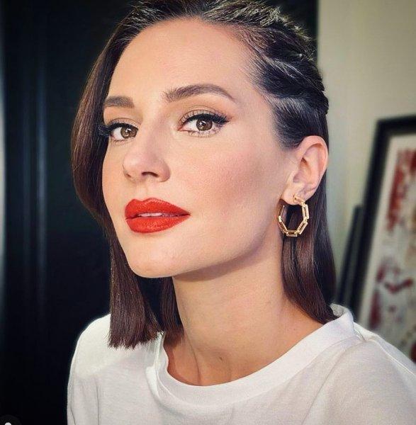 Ünlülerin hafta sonu paylaştıkları Instagram gönderileri