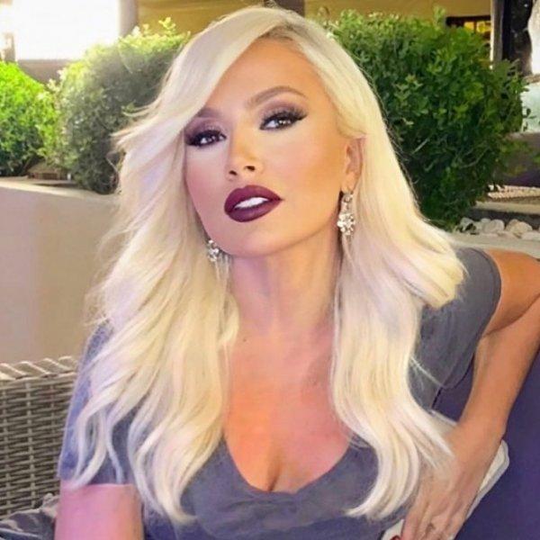 Dekoltesiyle gündeme gelen Lerzan Mutlu'nun kareleri