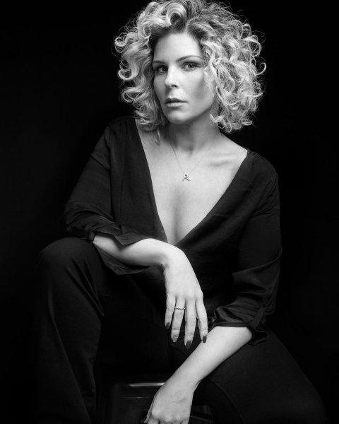 15 Şubat tarihinde paylaşım yapan ünlüler