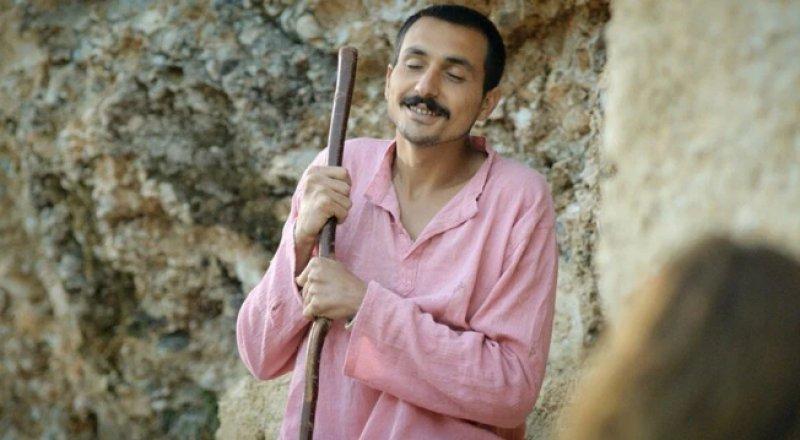 Biyografik filmlerde ünlü isimleri canlandıran oyuncular