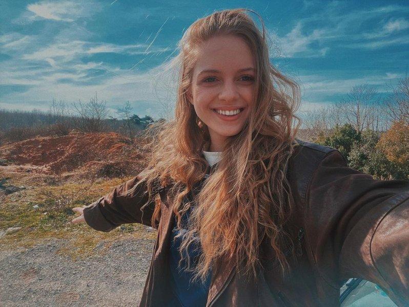 Ünlülerin 16 Şubat tarihli Instagram gönderileri