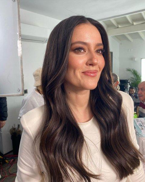 Ünlülerin 16 Şubat tarihli Instagram gönderileri