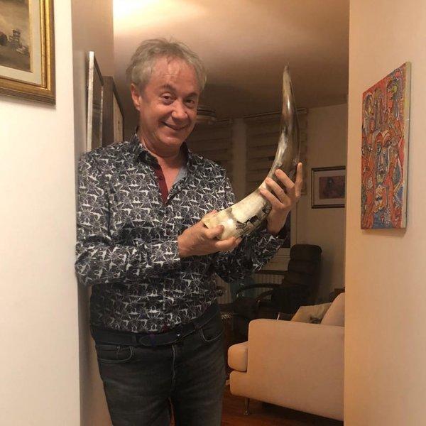 Ünlülerden Tarkan'ın "Geççek" şarkısına yorumlar