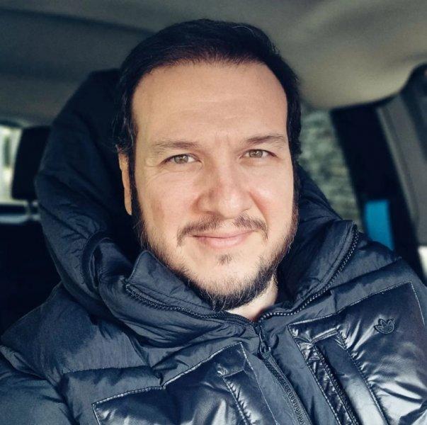 Ünlülerden Tarkan'ın "Geççek" şarkısına yorumlar