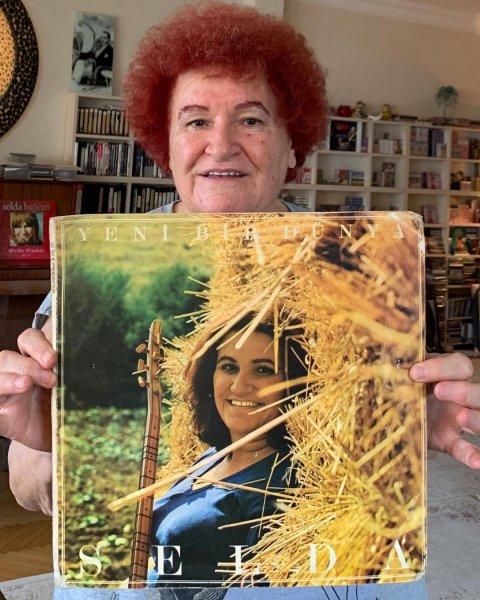 Ünlülerden Tarkan'ın "Geççek" şarkısına yorumlar