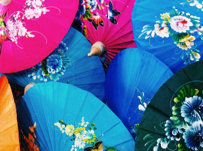 Ülkelerin hediyelik eşyaları