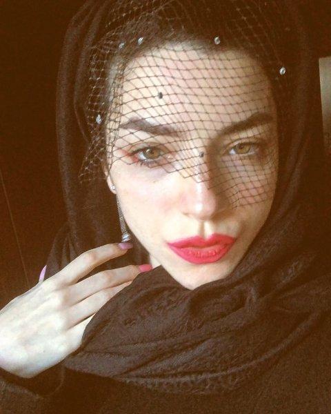 Ünlülerin 19 Şubat tarihli Instagram gönderileri